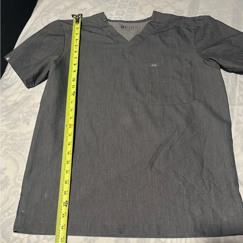 Figs Gray Scrub Mens jogger Set with Green Accent size top XS pants S